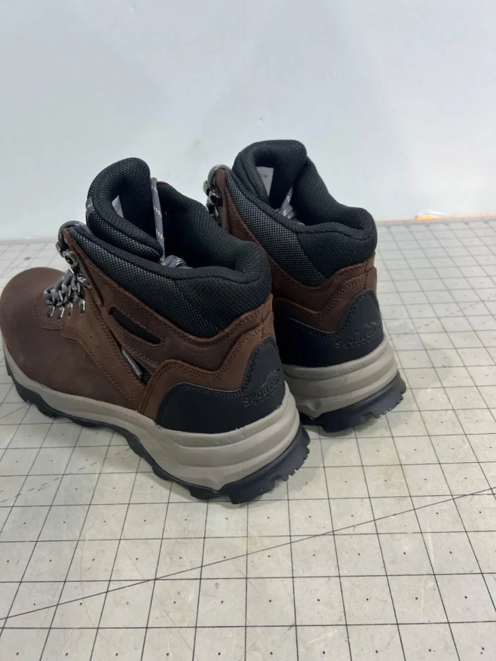 Sportsman's Warehouse Men's Cudney Trail Waterproof Mid Hiking Boots Sz. 10.5